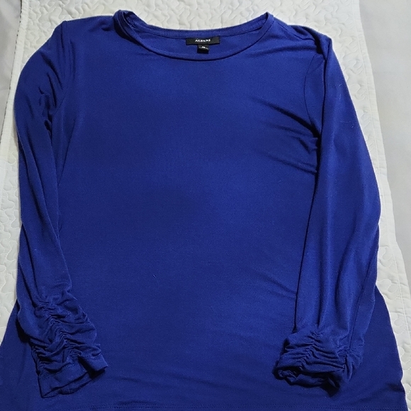 Alfani Women's Royal Blue Long Sleeve Tee - Picture 1 of 6